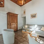 Chateau Du Guerinet Bed & Breakfast