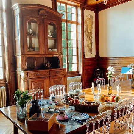 Bed and Breakfast Chateau Du Guerinet Saint-Priest-Bramefant