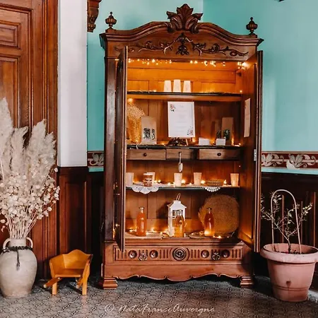 Chateau Du Guerinet Nocleg ze śniadaniem