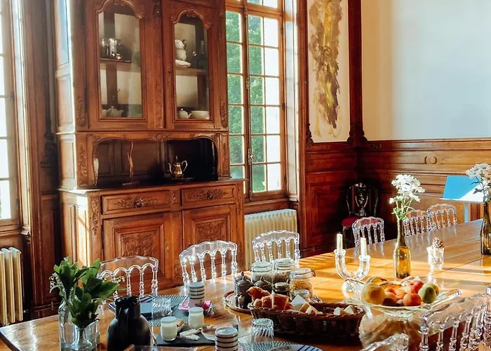 Nocleg ze śniadaniem Chateau Du Guerinet Saint-Priest-Bramefant