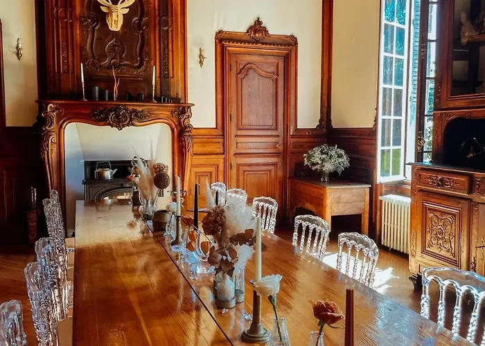 Chateau Du Guerinet * Saint-Priest-Bramefant